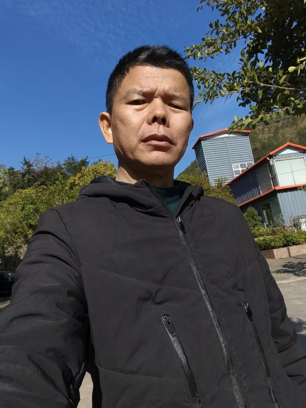 子午卯酉的第一张照片--岑溪交友中心